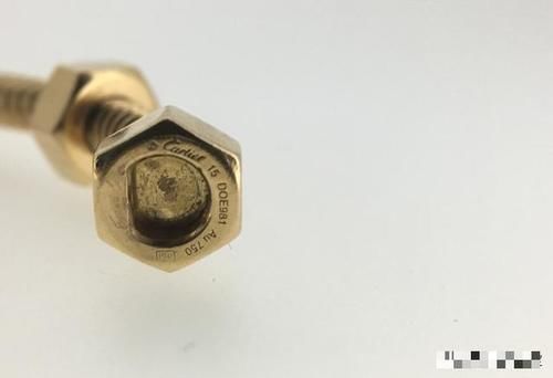 #奢侈#奢侈品牌卡地亚,时尚界的五金店,出新品螺帽手镯,网友:太丑了