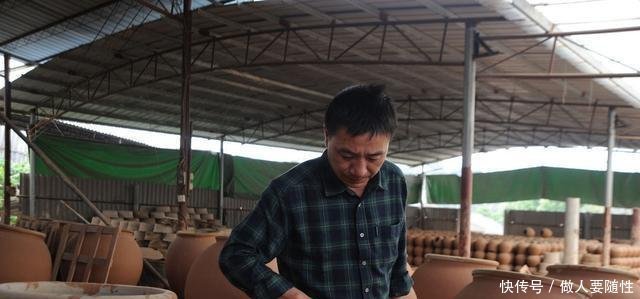  小贩@已经废弃的“石磨石碾”, 为啥有小贩愿意高价收购 有啥猫