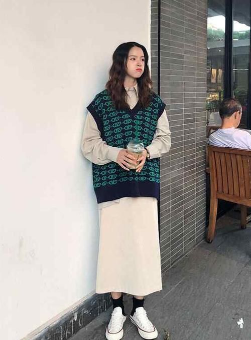  「绞花款」春季拒绝out，显瘦高级的针织马甲，好看到不行
