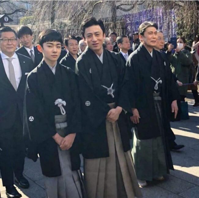  「歌姬」日本歌姬后代，祖孙仨人颜值一个比一个高，不得不感叹基因的强大