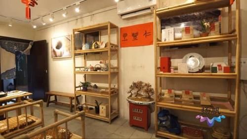  『悠闲』“五一”小长假：“打卡”民宿客栈 “尝鲜”悠闲慢生活