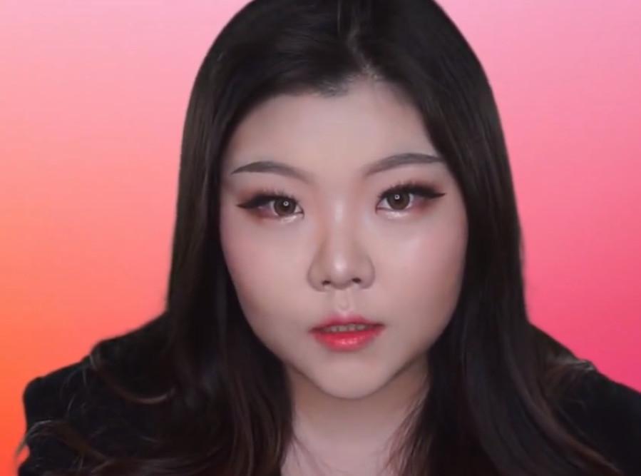 胖女孩遭男子骂丑的像“猪头”, 画完妆后比范冰冰还要美!