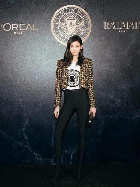 看了奚梦瑶的腿, 男人都要怀疑人生, 网友: 谁能受得了啊?