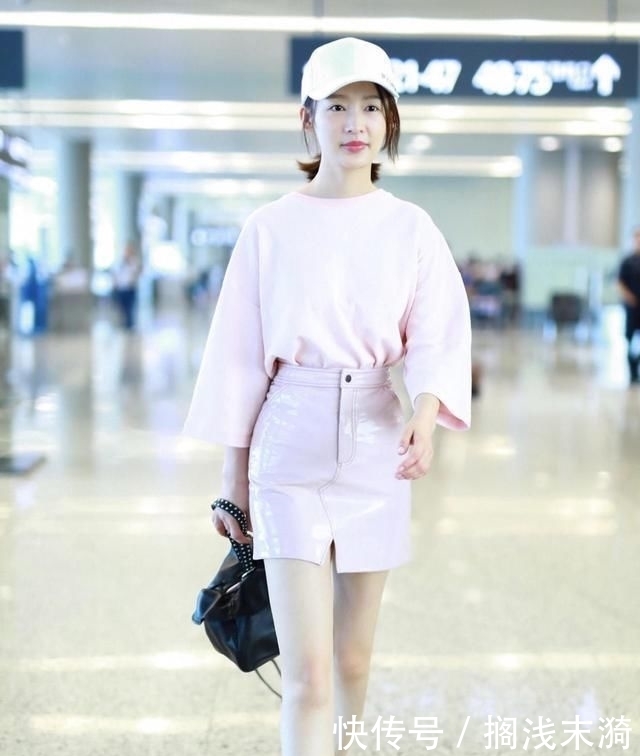 [ 薄纱]抹胸里面还穿薄纱上衣，手臂变壮脖子又短，李沁品味难懂终于翻车