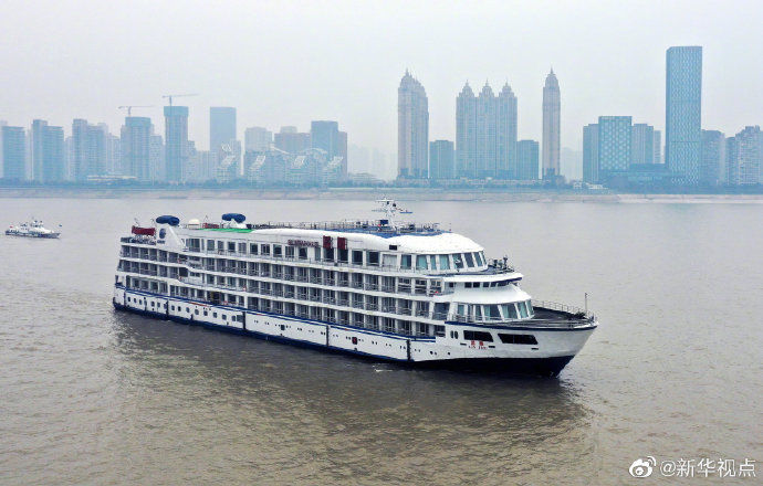  保障|为一线医护人员提供住宿保障 首艘支援武汉的“蓝鲸”号游