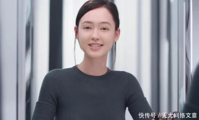  『化妆』香奈儿首席化妆师，居然不化妆直接上场，看完素颜无话可说！