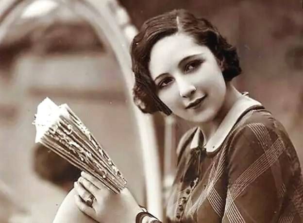 直击百年之前全球各地的美女，日本最丑，英国最美，中国有气质