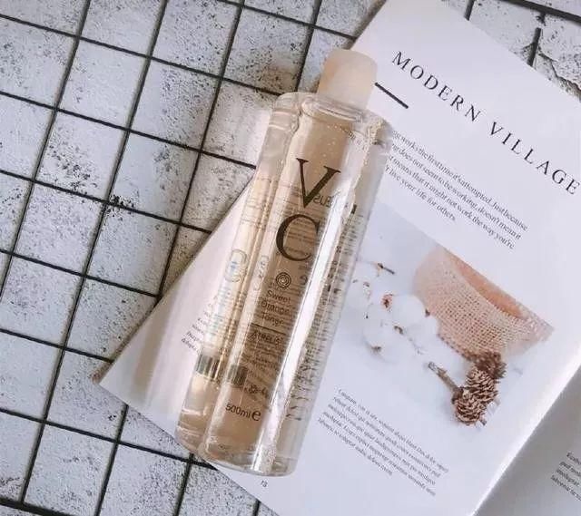 护肤扫盲｜爽肤水、柔肤水、收敛水、精华水，你选对了吗？