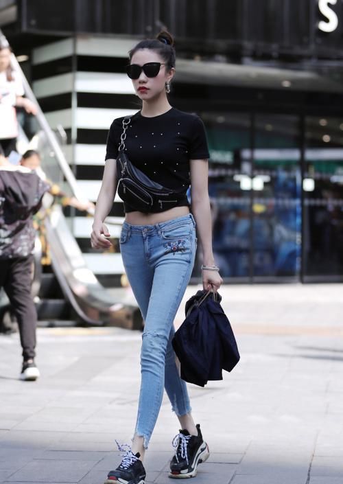  美美|不会穿搭的人总埋怨衣服不好看，而会穿搭的小姐姐怎么搭都美美哒