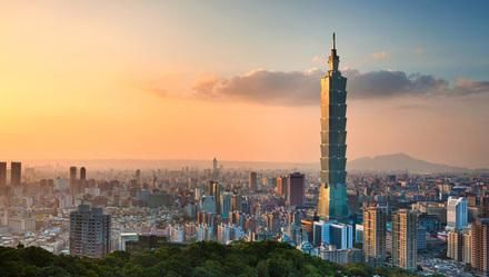  [两岸]望海楼：台当局炮制“信息瘟疫”用心险恶