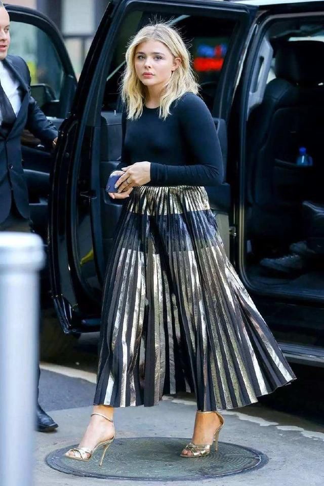 这3种裙子，“微胖”的女人穿更合适，太骨感反而穿不出效果