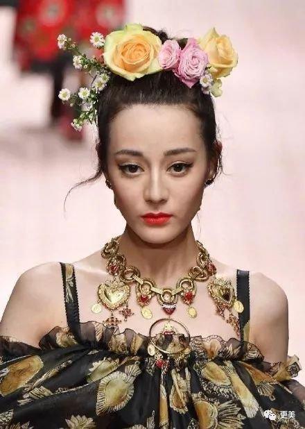 唐嫣短发老10岁,娜扎被夸仙女,热巴好惨