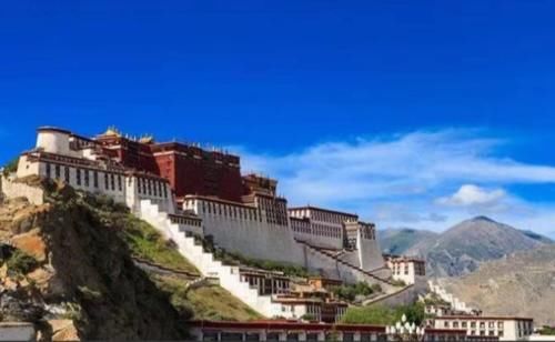 去西藏旅游的时候，为什么会有人对你吐舌头？其中的原因一定要知