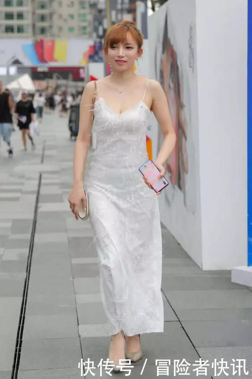 气质:性感时尚的知性连衣裙美女,释放出女性迷人的魅力