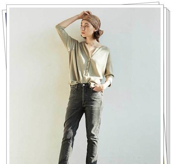  『女人味』小小的翠绿色衣服,美女穿出了大大的女人味,太性感了