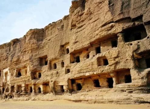 敦煌莫高窟12月开始门票半价,精美壁画,风沙侵蚀严重,再不去就