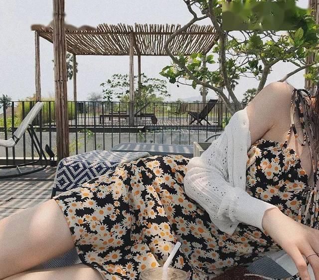 「穿搭博主」真正能男女通杀的,估计只有这一种风格