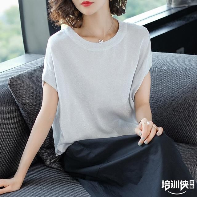 你不知道吧!5月最火棉麻女装，尤其7080后女人都争着买，忒便宜