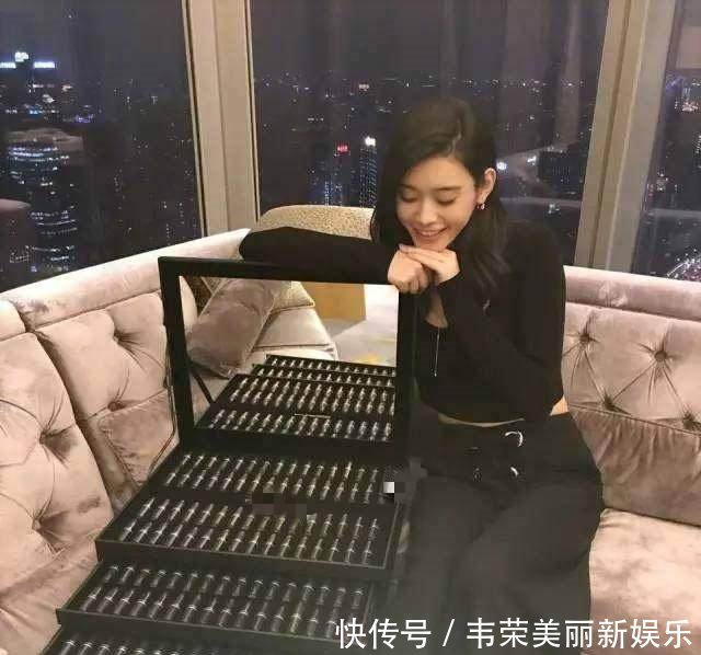 吴昕何穗收到上百只口红算什么 范冰冰收到一颗挂满LV的圣诞树