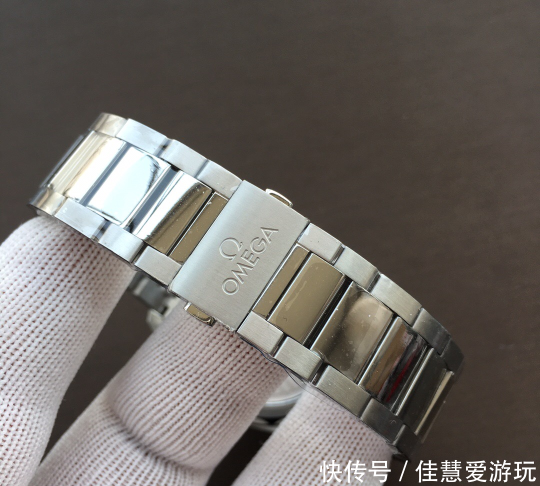  【柚木】鬼斧神工到底有多厉害？欧米茄海马150柚木系列‘墨绿色’新款