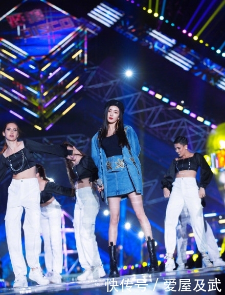 杨幂跨年野狼disco