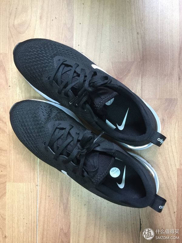 Nike跑鞋 Odyssey Recact 轻晒单