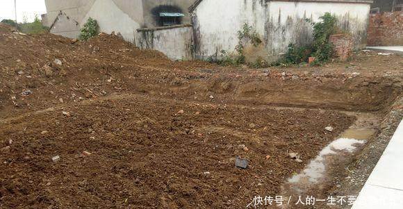 乡村大哥仅仅花了20万，就建了精美的别墅，乡亲们却很妒忌呀！