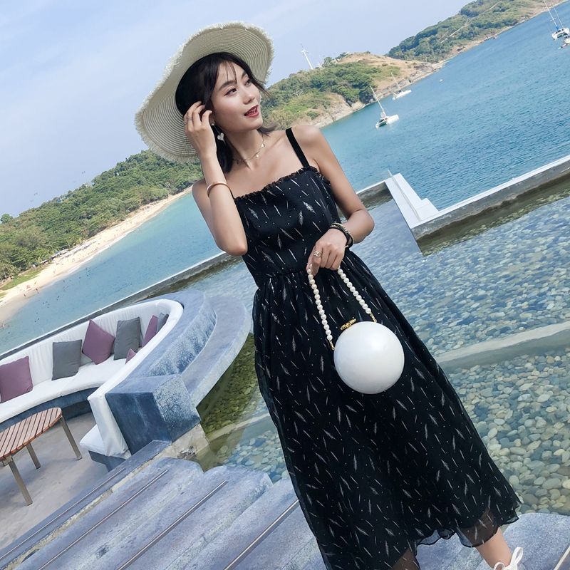 这个夏天就这样穿连衣裙，勾勒你的好身材，让你美不胜收