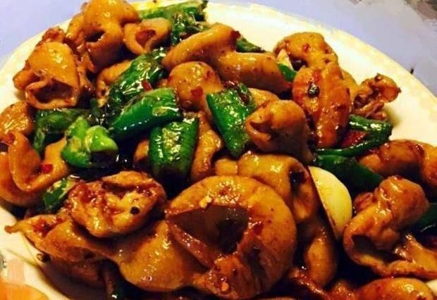  肉末：美食精选：土豆焖饭，脆豆腐烧黄鳝，肉末炒茄子，川味干煸肥肠的做法