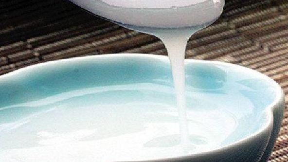  「淘米水」关于淘米水的作用，你知道多少？拿它洗脸真的会变白吗？
