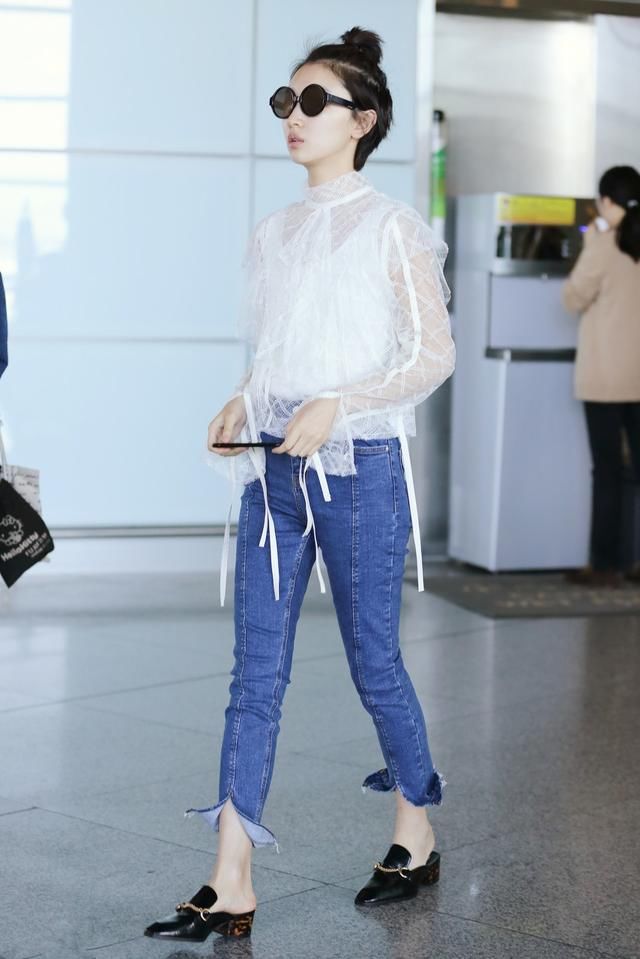 看到周冬雨才知道什么叫真实！腿粗胯大啥的，根本不在意！