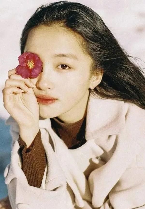  位妹妹：张子枫赵今麦争状元？2020艺考生名单太强大！无美颜滤镜有何能耐