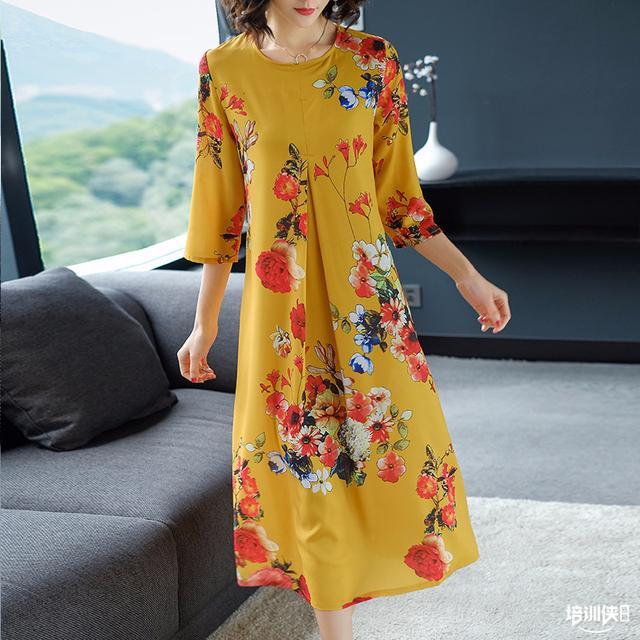 150斤胖女人要会打扮自己,少穿打底裤,学下面这样穿美翻一条街