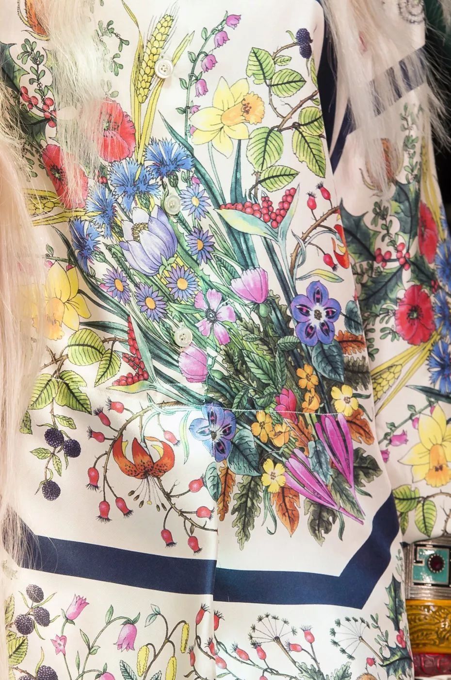 从秀场到街头，今夏最火的连衣裙是这一条!