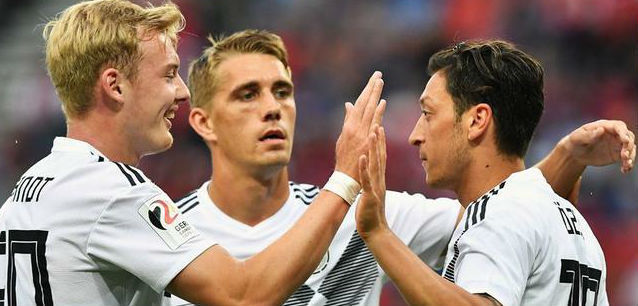 德国32年首负奥地利,乌拉圭世界杯终极名单出