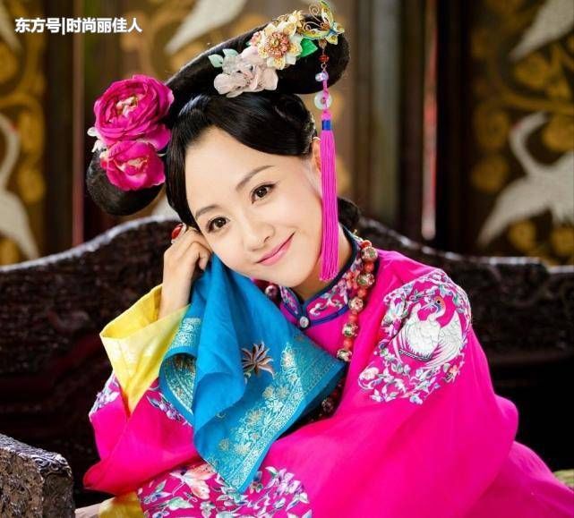 杨蓉有多美?“鱼尾裤”都能穿的这么好看，好身材更是不输柳岩!