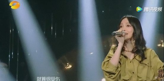 刘惜君和胡彦斌深情对唱,华晨宇直接以泪洗面