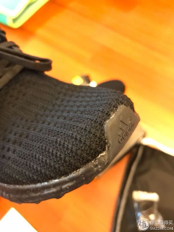 adidas 篇一:mi UltraBOOST Multicolor大花鞋晒单