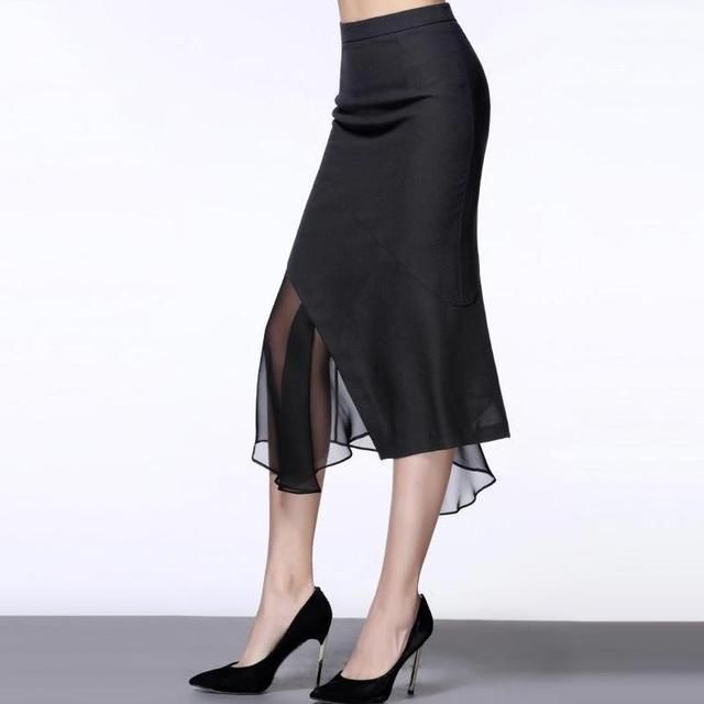 性感女人的包臀半身裙，不可错过的妩媚风情