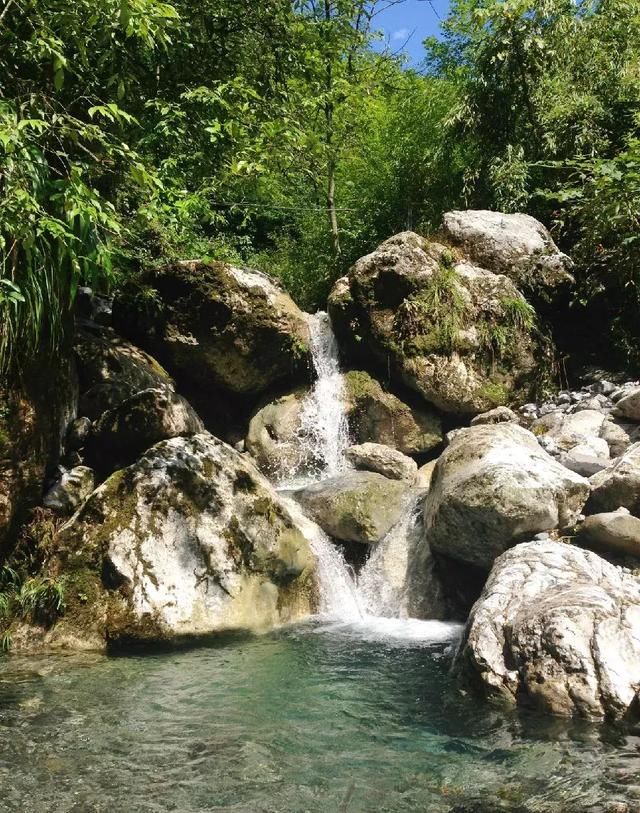 成都近郊一个小城，藏着7个耍水圣地，还全都没有门票！