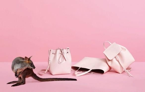 那些靠质感和极简征服时尚圈的水桶包们，辣妈超模都爱得不行!