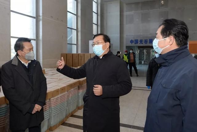  「市委书记」新任武汉市委书记王忠林赴一线督导：一城大考，更