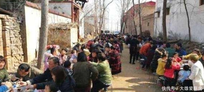  亲戚：农村又1怪象近年崛起？涉及村村，农民反而习惯了，到底为