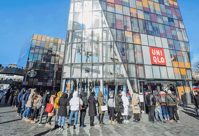 必入款不少!潮人必抢的 Uniqlo U 又来了!小编提前穿给你看