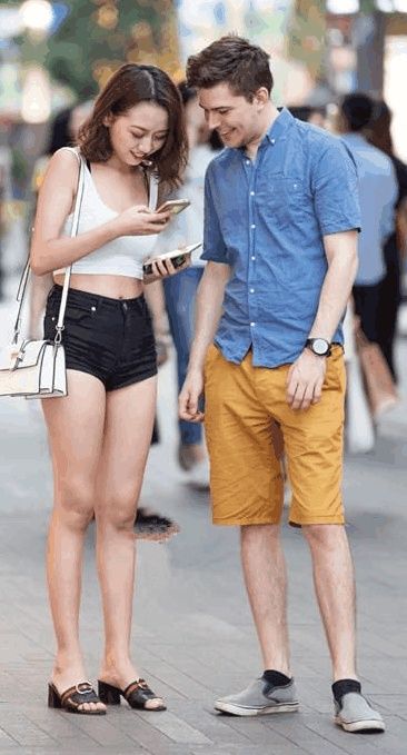 街拍, 遇见图五我会要她的号码, 看见图六我会求着要她的号码!