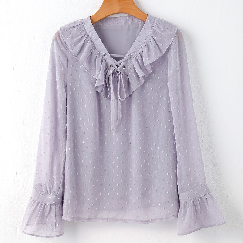 被姐姐身上的“秋装”，一眼吸引，原来今秋流行这么穿，太美嫩了