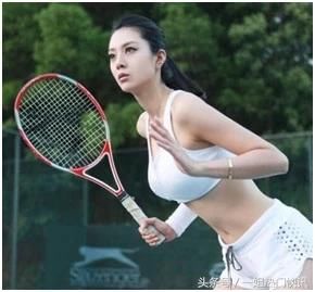 中国第一健身女神：25岁的武大校花竟有9头身的黄金比例