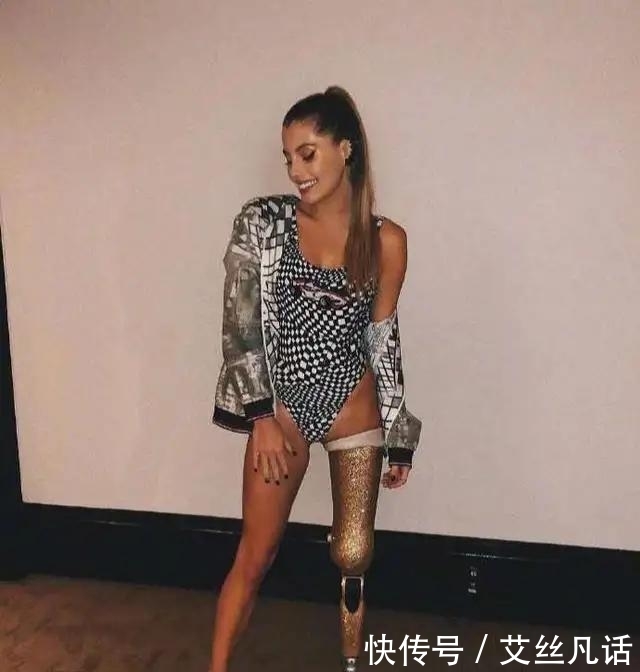 『自信』巴西超模一条腿秀身材,而这个舞蹈老师更强大,没小腿二婚也幸福