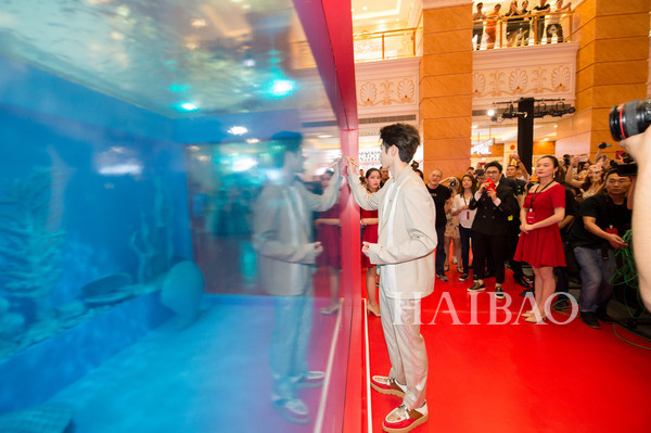 巴黎欧莱雅携手蔡徐坤发布红胖子气垫！