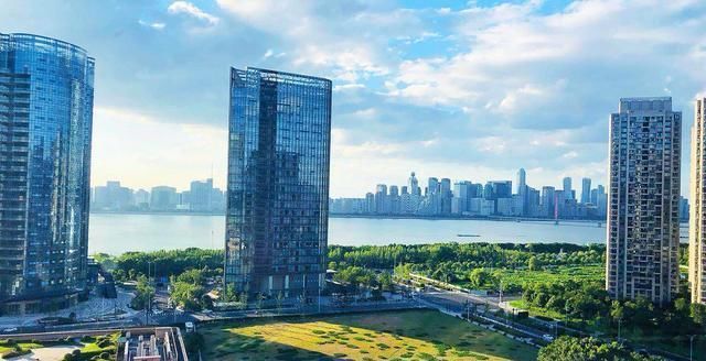 国内存在感最强的三座旅游城市,旅行口碑与实力并存,退休好去处